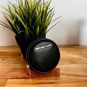 Michael Kors Round Black Coin Purse Pouch‎ Key Ring Gold Tone Leather Mini